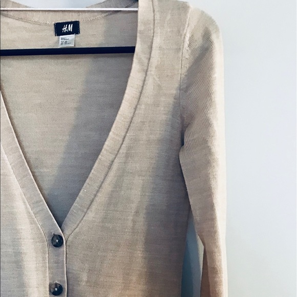 Cardigan - Picture 1 of 3